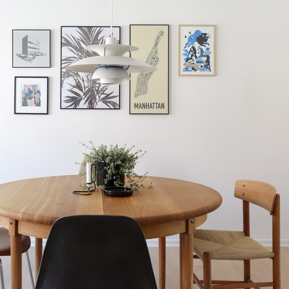 Renovering af et rundt spisebord med hjælp fra ataman træværk ...
